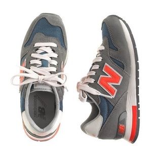Youth New Balance Tennis Shoes
